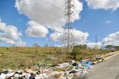 Lixo avança e ameaça saúde da cidade 