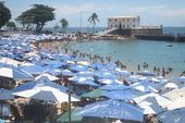 Praias em dia de finados em Salvador 