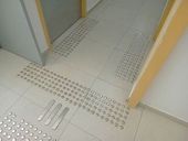Piso tátil para deficientes visuais 