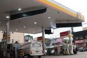 Queda do preço da gasolina na refinaria 