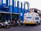 Veículo especial de transporte de valores 