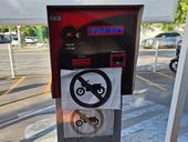 Cancela com aviso de proibição de motos 