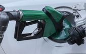 Abastecimento de veículo com etanol 