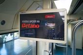 Propaganda site de apostas vagão do metrô 
