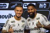 Rodinei e Coutinho apresentados no Santos 