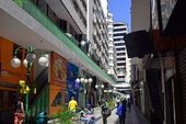 Calçadão comercial da Galeria Nova Barão 