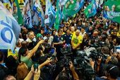Tarcísio faz caminhada região central SP 
