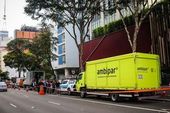 Bueiro explode e fere três na Paulista 