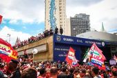 Caminhada reúne Lula e Haddad em SP 