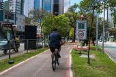 Velocidade na ciclovia em SP 