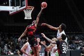 Flamengo e Paisas Basketball Club 