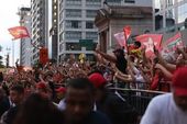 Lula na Avenida Paulista em São Paulo 