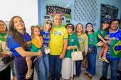 Alfredo Gaspar vota em Maceió 